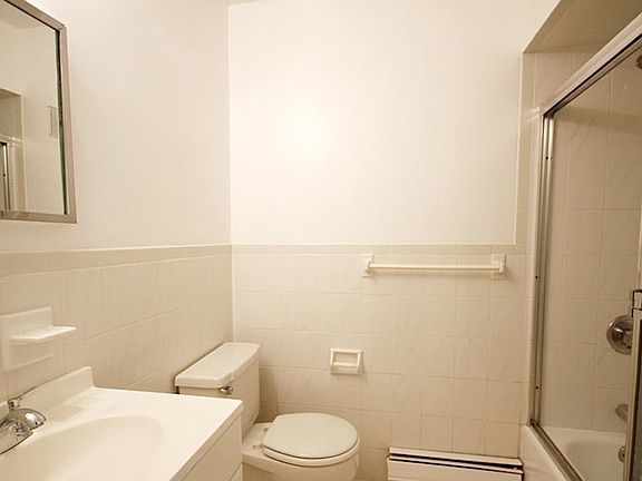 4th image of 2070 Steinway St Ste A