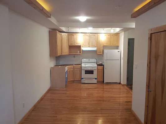 Rented by Alta Real Estate | media 21