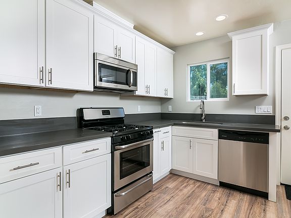 2nd image of 605 64th St
