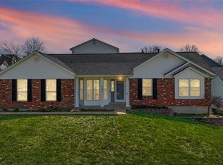 804 Shady Ridge Ct, Saint Louis, MO 63125