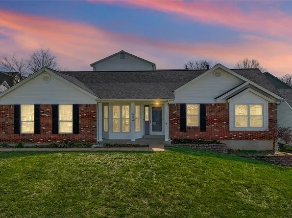 804 Shady Ridge Ct, Saint Louis, MO 63125