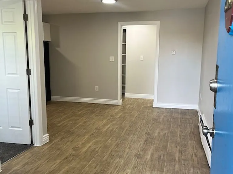 1592 Boston St — Photo 31