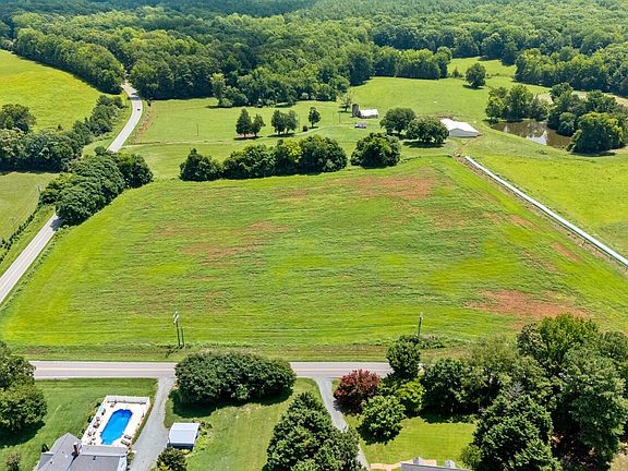2nd image of 0 Dairyland Rd Lot 1