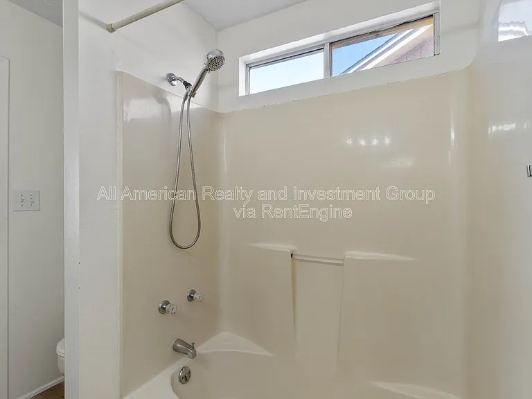510 Woodland Park Cir — Photo 14