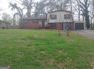 2837 Pebble Dr, Decatur, GA 30034