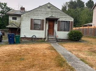 4821 S 136th St, Seattle, WA 98168