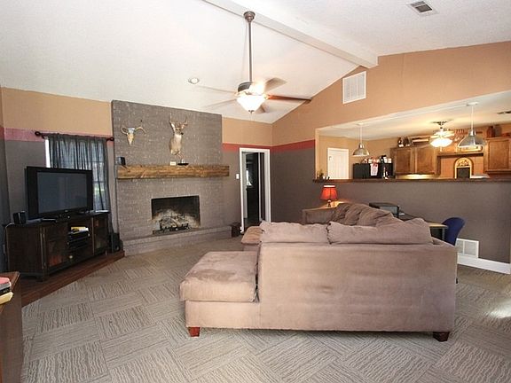 3rd image of 8607 County Road 4023