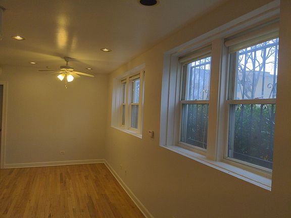 4th image of 2937 W Schubert Ave