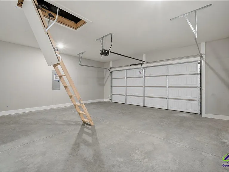 307 Willowbrook Ln — Photo 25