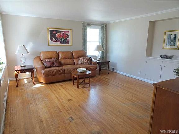 4th image of 55 Sunnydale Dr