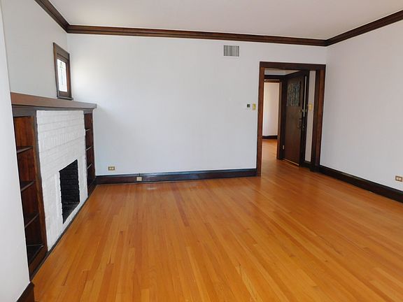 2nd image of 1322 Dewey Ave #C