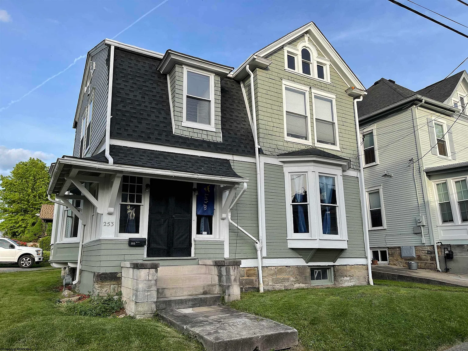 253 Morris St photo 1