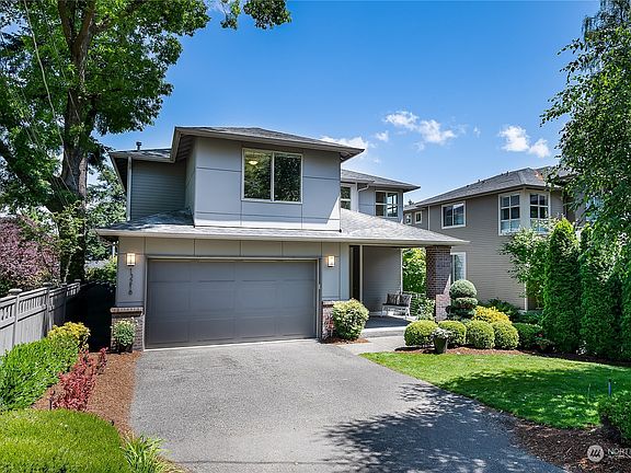 2nd image of 13218 42nd Avenue NE