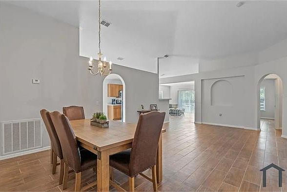 1st image of 2407 Palmetto Ridge Cir