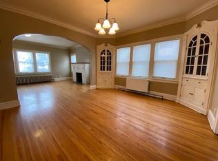 907 Sheridan Ave N, Minneapolis, MN 55411