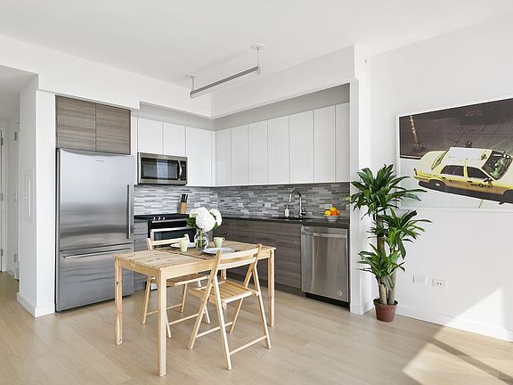 3rd image of 333 Schermerhorn St APT 42N