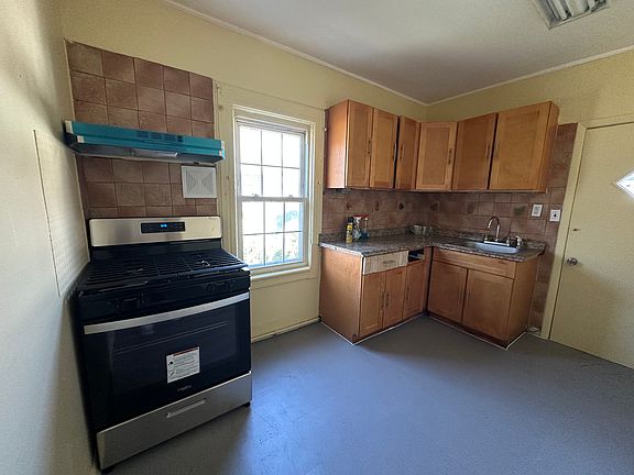 3rd image of 84-15 120th St Floor 2
