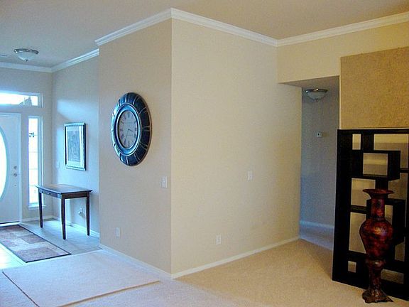 Living room to two front bedrooms