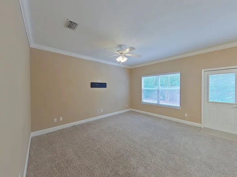 2240 Hadleigh Hills Ct — Photo 4