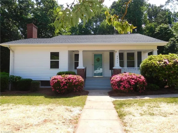 4411 Old Town Dr, Winston Salem, NC 27106