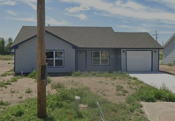 1st image of 147 Cottonwood Ave