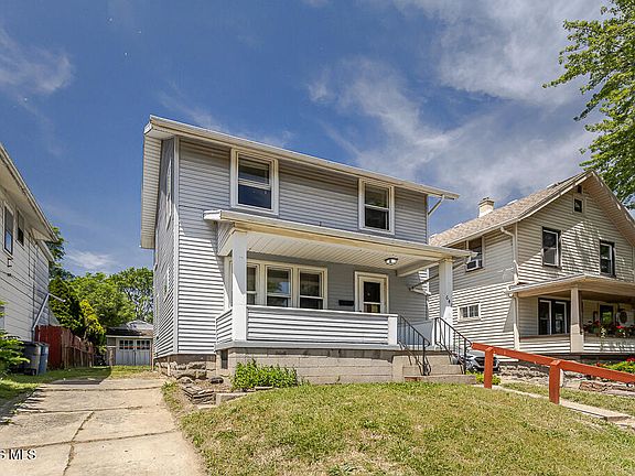 3rd image of 648 Woodsdale Ave