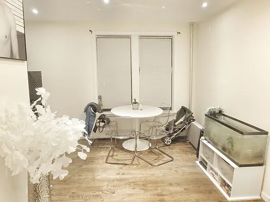 Rented by MAC Realty NY | media 11