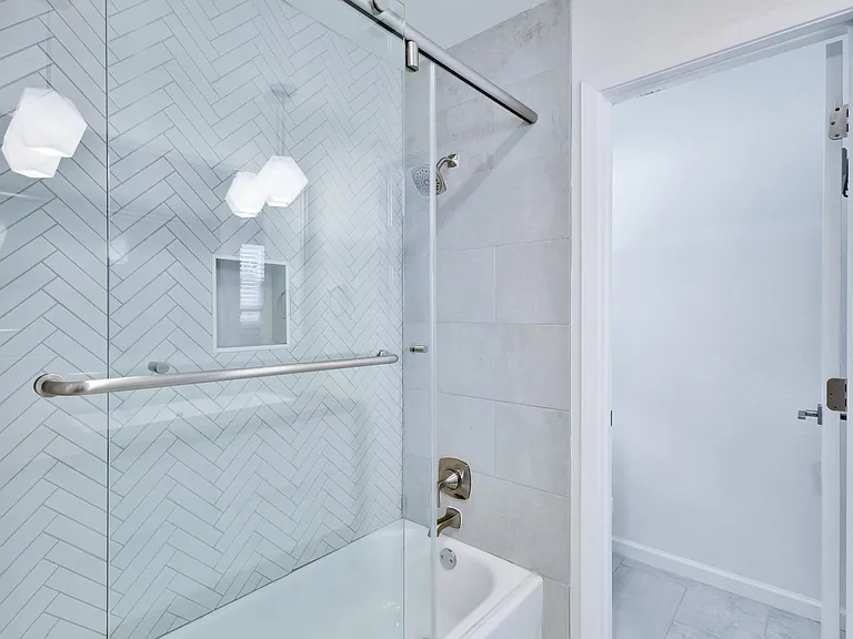 2815 Inridge Dr — Photo 21