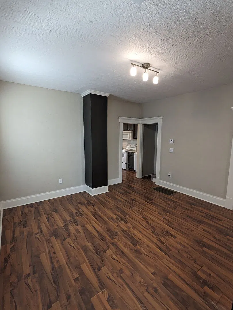 4-Bedroom Home Near German Village & Downtown Columbus! — Photo 4