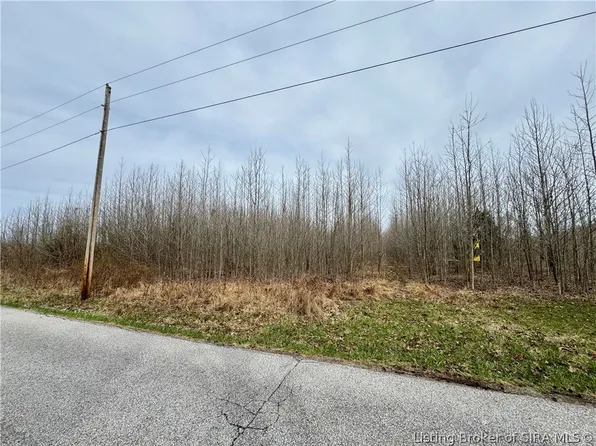  Cortner Road, Marysville, IN 47141