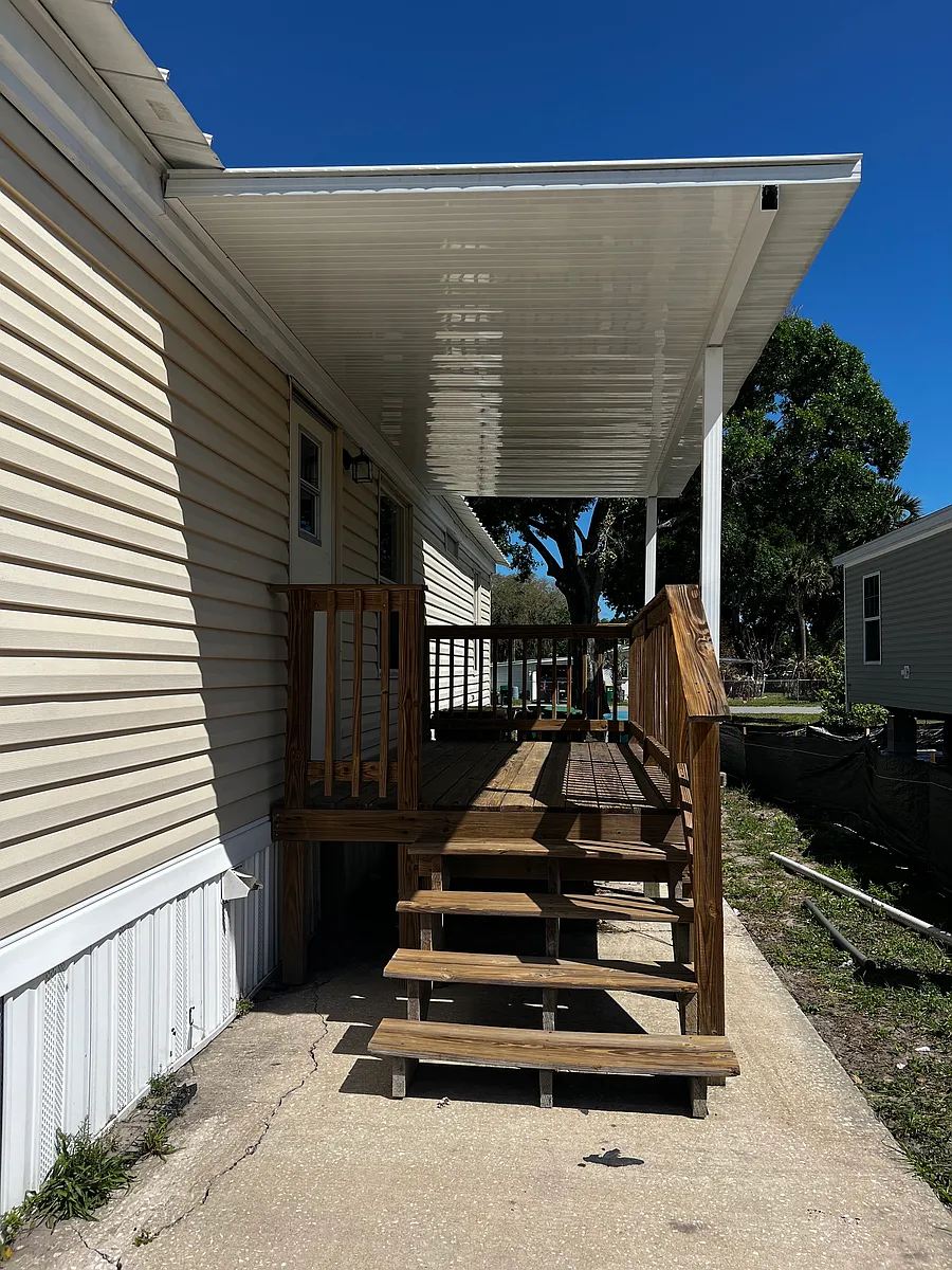 Building Photo - 652 Lake Placid Pl