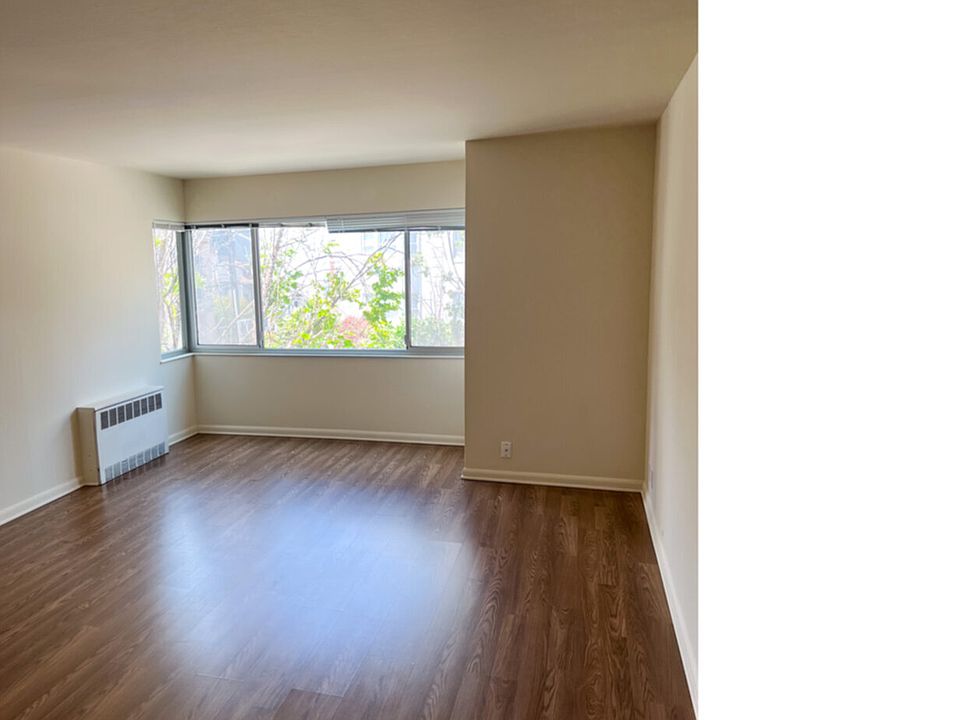 1st image of 1889 Broadway St #102