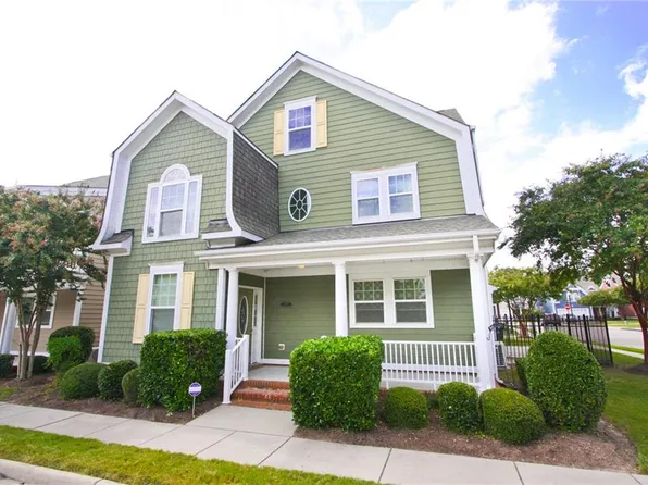 304 Ford Dr, Suffolk, VA 23435