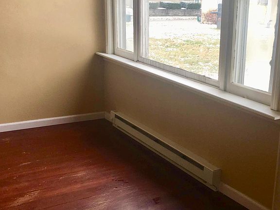 3rd image of 1510 W Memorial Dr #2