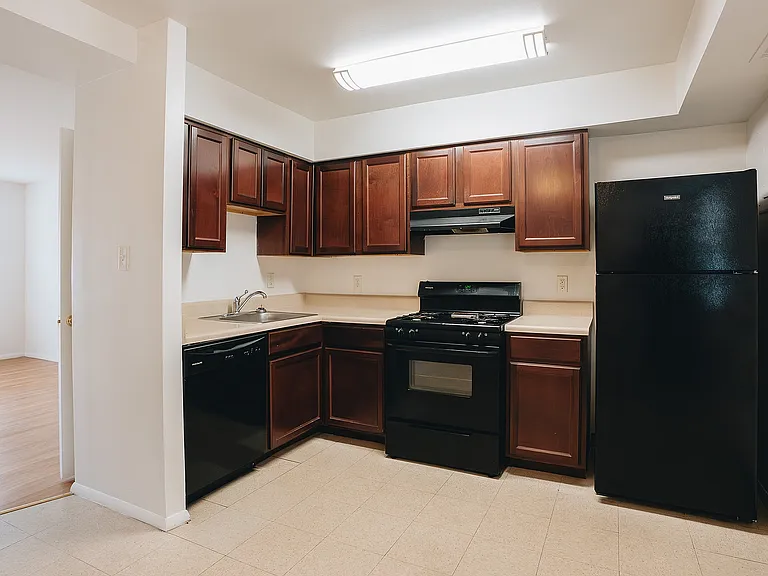 Tuscany Townhomes — Photo 17