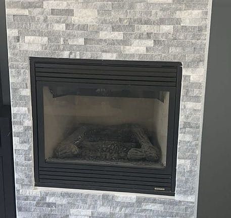 4th image of 375 Kentucky Ave