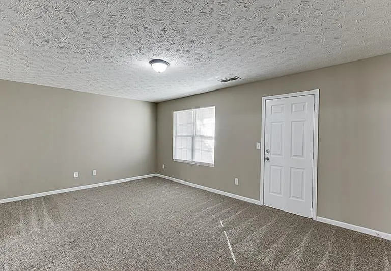 2883 Creek Bottom Ct — Photo 14