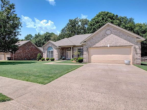 3rd image of 3816 Legacy Village Dr