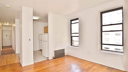 Rented by Park Property Advisors