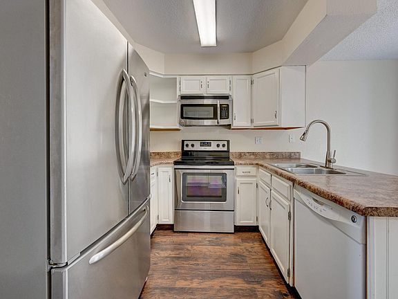 2nd image of 8166 S Fillmore Cir