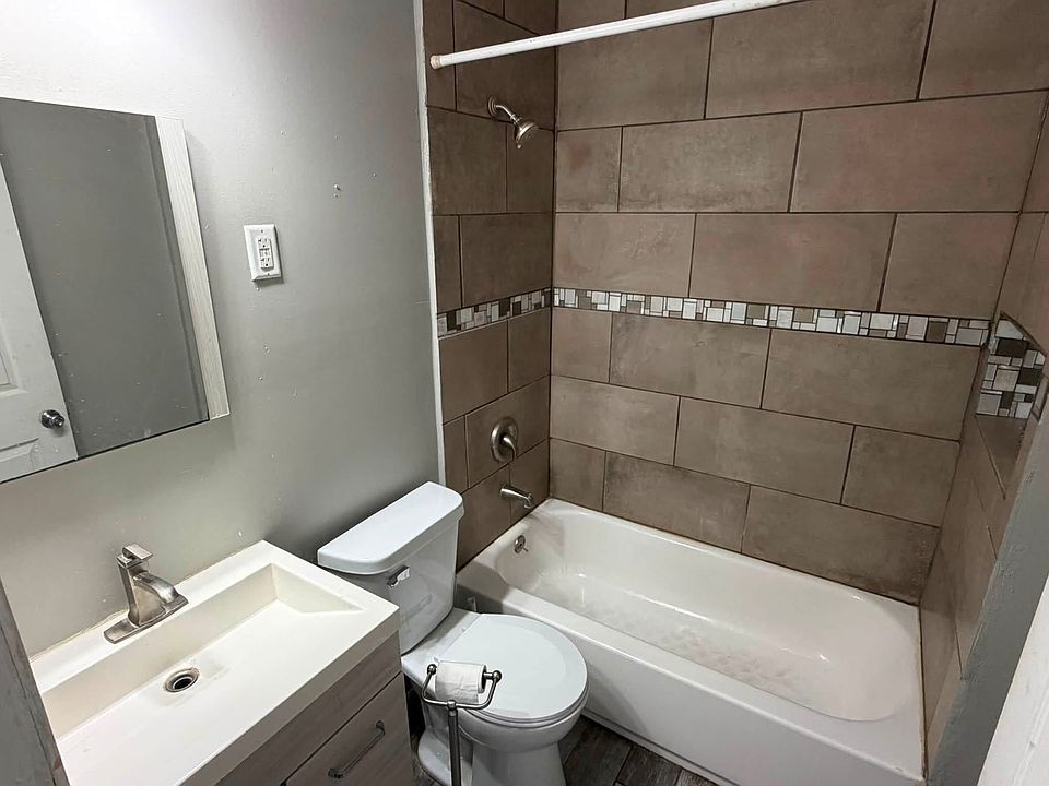 1st image of 2509 D St