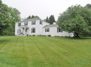 5 Springdale Rd, Hackettstown, NJ 07840