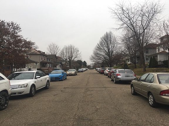 5th image of 643 Lenox Ave
