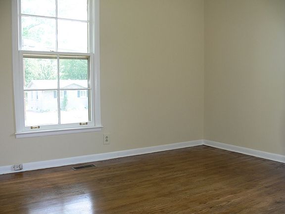 Bedroom with HW floor