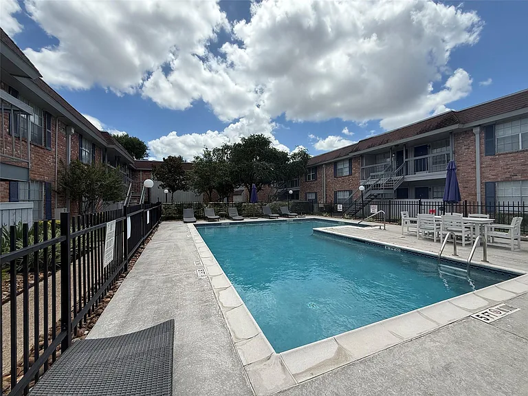 2250 Bering Dr #66 — Photo 27