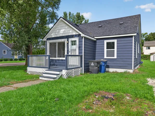 33550 Beechwood St, Westland, MI 48185