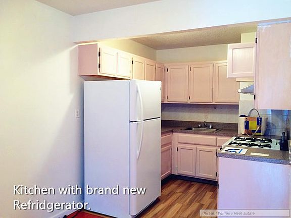 4th image of 138A Suydam St #1