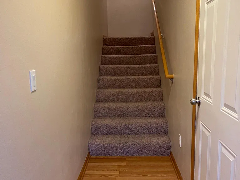 3141 SW Sharmin Ln — Photo 4
