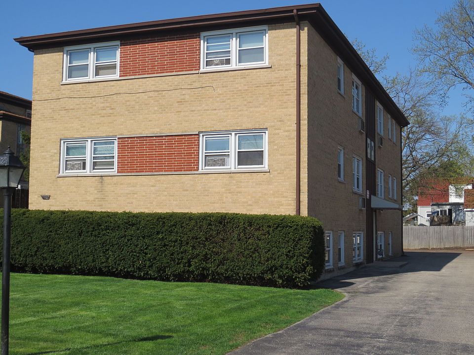 1st image of 300 N Cedar Ave #2W