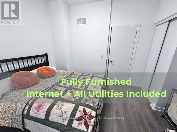 9 Spruce Pines Cres Room 4, Toronto, ON M4A 0A9